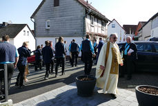 Feier der 1. Heiligen Kommunion in Sankt Crescentius (Foto: Karl-Franz Thiede)